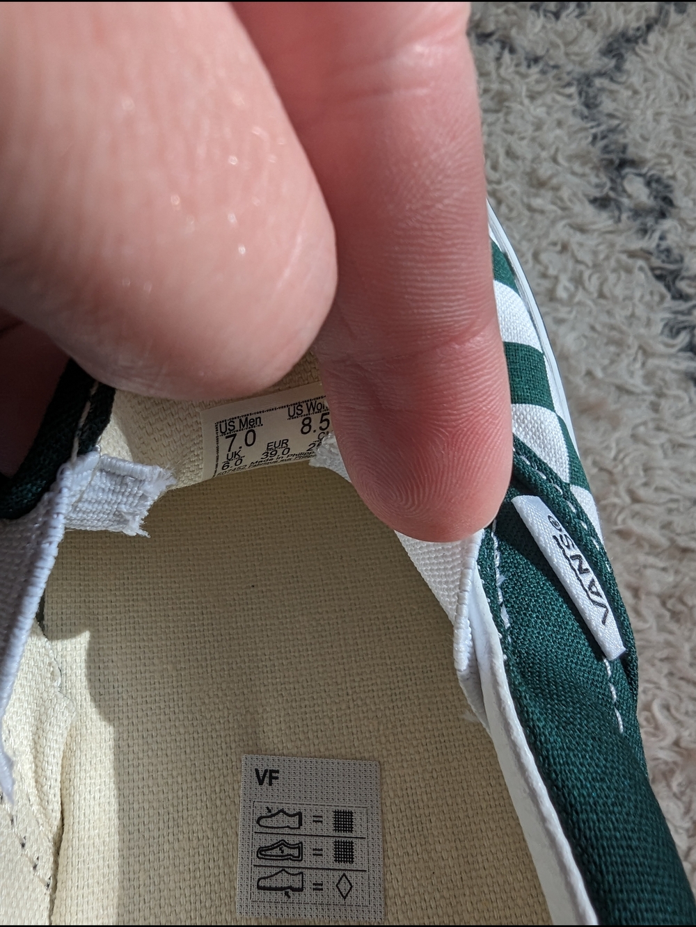 NIB- Vans Classic Checkerboard Slip-On Size 7M, 8.5W - Picture 6 of 7